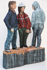 Click to see it big Die Nichtraucher 1, Holzskulptur